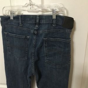 EUC- Lee Straight Leg Fit Jeans Faded Blue Color Sz 34”x32”.